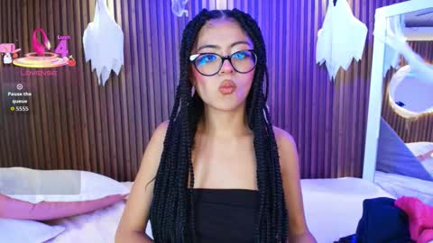 Sasha online show from 10.15.25