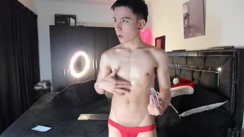 alanblack1 online show from 12.02.25