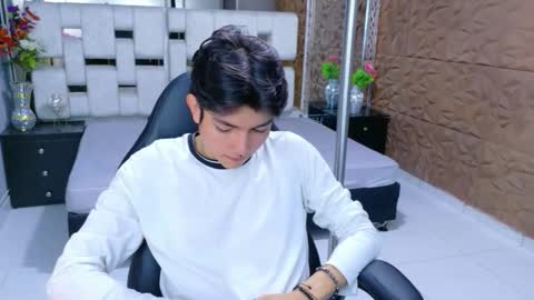 ALAN DEL REY online show from 01.08.26