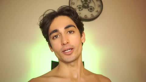 idenavarre online show from 12.26.24