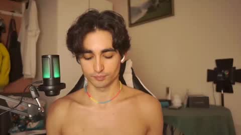 idenavarre online show from 01.28.25