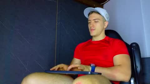 Snapshot of alanferrer chatting on 02.06.26 Alan Ferrer online show from 02.06.26