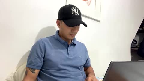 alanj998 online show from 09.30.25