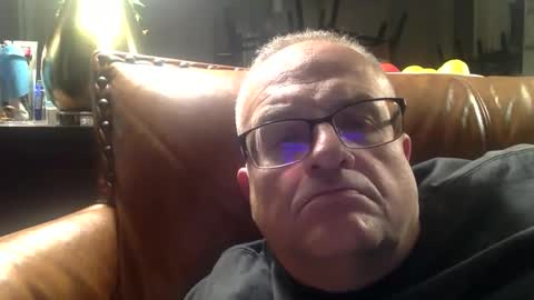 Snapshot of alankrieski1174 chatting on 10.23.25 alankrieski1174 online show from 10.23.25