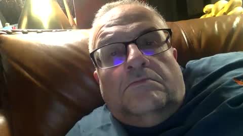 Snapshot of alankrieski1174 chatting on 11.06.25 alankrieski1174 online show from 11.06.25