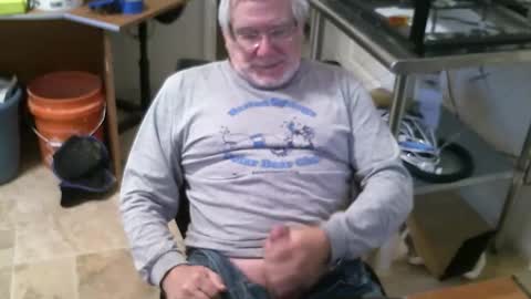 Snapshot of alanlee10allen chatting on 11.25.25 Alanlee10allen online show from 11.25.25