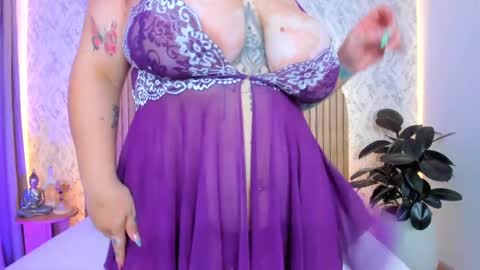 Alanna  online show from 12.17.24