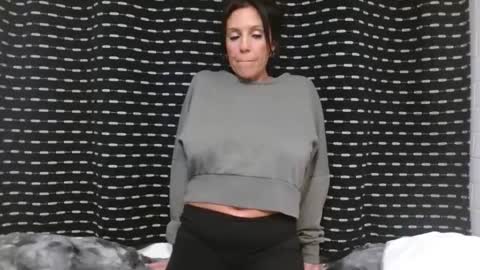 Alanna Rack online show from 01.12.25