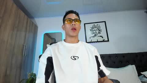 alannaughty_ online show from 04.17.26