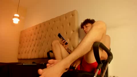 Snapshot of alantrickz365 chatting on 09.16.25 alantrickz365 online show from 09.16.25