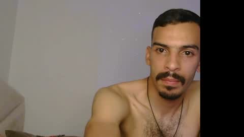 Snapshot of alaouirim25 chatting on 05.31.26 AllylicArabis online show from 05.31.26