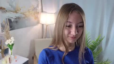 Lola online show from 09.28.25
