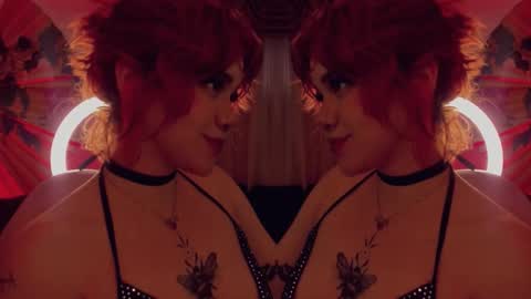 Snapshot of albaandthayron chatting on 11.01.25 albaandthayron online show from 11.01.25