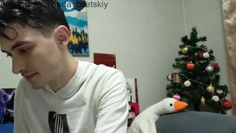 Snapshot of albeda22 chatting on 12.25.24 Albedo online show from 12.25.24