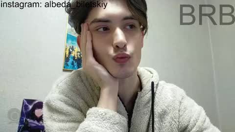 Snapshot of albeda22 chatting on 03.12.25 Albedo online show from 03.12.25