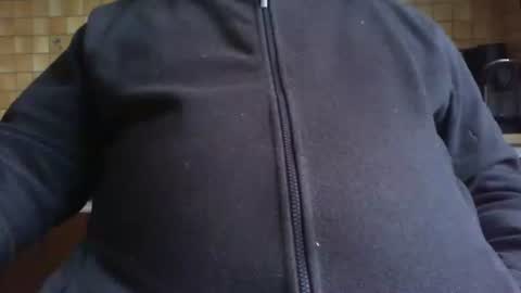 Snapshot of albert29 chatting on 10.19.25 albert29 online show from 10.19.25