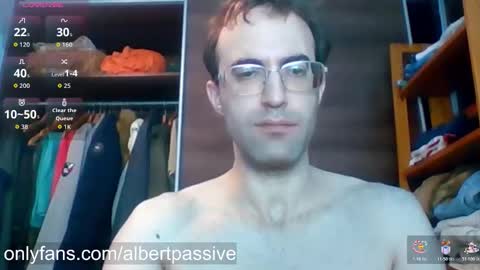 Snapshot of albertpassive chatting on 02.26.26 albertpassive online show from 02.26.26