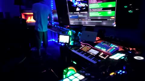 Albinokingcurve online show from 06.27.26