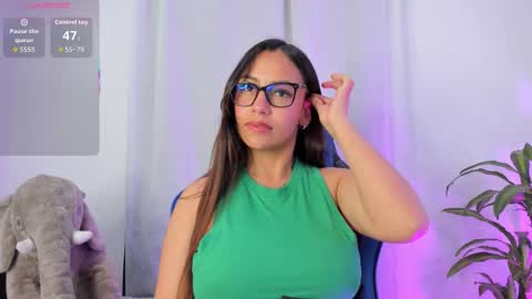 aleaa  online show from 10.24.25