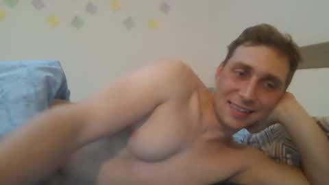 Snapshot of aledewalt chatting on 03.11.25 call me on skp alexdewalt online show from 03.11.25