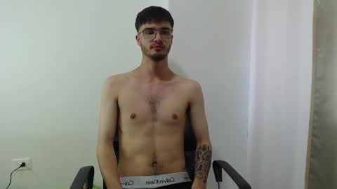 Snapshot of aleex_miller chatting on 09.14.25 aleex_miller online show from 09.14.25