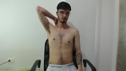 Snapshot of aleex_miller chatting on 09.15.25 aleex_miller online show from 09.15.25