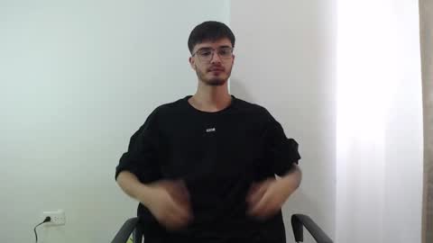 Snapshot of aleex_miller chatting on 09.17.25 aleex_miller online show from 09.17.25