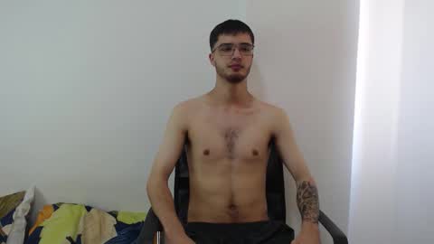 Snapshot of aleex_miller chatting on 09.28.25 aleex_miller online show from 09.28.25