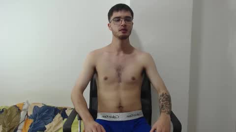 Snapshot of aleex_miller chatting on 09.29.25 aleex_miller online show from 09.29.25