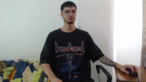 Snapshot of aleex_miller chatting on 09.30.25 aleex_miller online show from 09.30.25