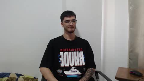 Snapshot of aleex_miller chatting on 10.05.25 aleex_miller online show from 10.05.25