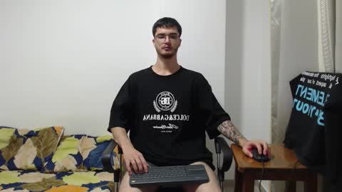 Snapshot of aleex_miller chatting on 10.10.25 aleex_miller online show from 10.10.25