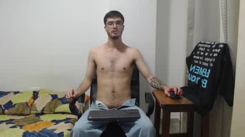 Snapshot of aleex_miller chatting on 10.21.25 aleex_miller online show from 10.21.25