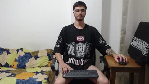 Snapshot of aleex_miller chatting on 10.30.25 aleex_miller online show from 10.30.25