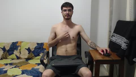 Snapshot of aleex_miller chatting on 11.01.25 aleex_miller online show from 11.01.25