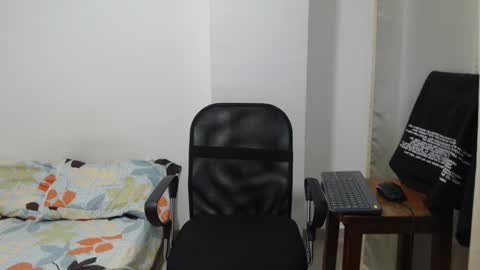 Snapshot of aleex_miller chatting on 11.08.25 aleex_miller online show from 11.08.25