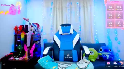 Snapshot of aleexx___ chatting on 10.18.25 Alex online show from 10.18.25