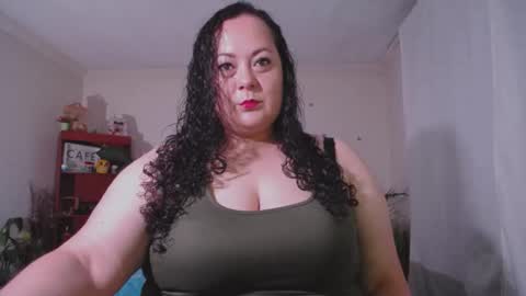 Snapshot of aleia_taylor chatting on 03.07.26 aleia taylor online show from 03.07.26
