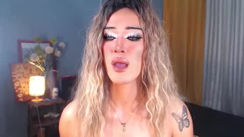 aleinacroft online show from 11.18.25