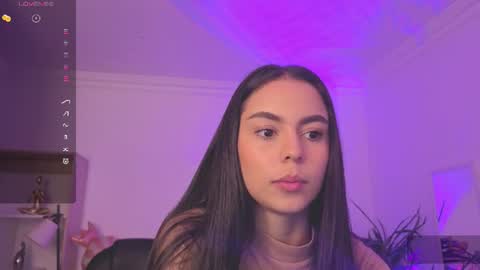 Snapshot of alejaa___ chatting on 06.30.26 Alejandra online show from 06.30.26