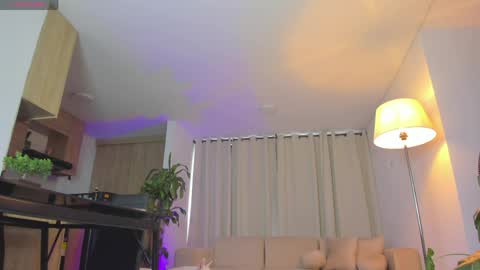 Snapshot of alejaevangeline chatting on 06.01.26 A L E J A N D R A online show from 06.01.26