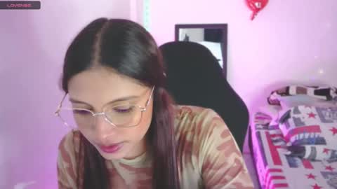 Aleja Harker  online show from 02.25.25