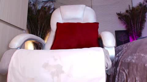 Snapshot of alejalatinhot chatting on 01.12.25 Alejandra online show from 01.12.25