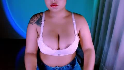 Alejandra  online show from 02.28.25
