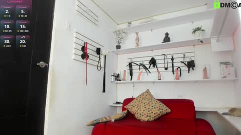 Alejandra online show from 01.09.25