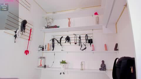 Alejandra online show from 02.22.25