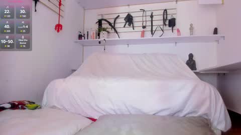 Alejandra online show from 02.26.25