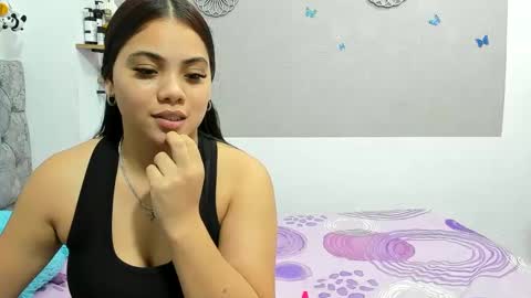 Snapshot of alejandra_evanss chatting on 10.12.25 alejandra_evanss online show from 10.12.25