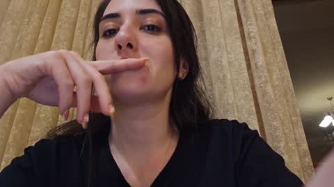alejandradelaney online show from 01.01.25