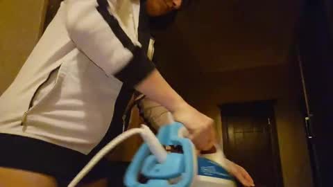 alejandradelaney online show from 02.17.25